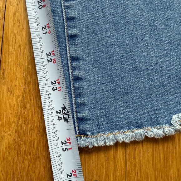 Soft Surroundings Size 14 Women’s Blue Distressed Hem Straight Leg Jeans - Picture 5 of 11